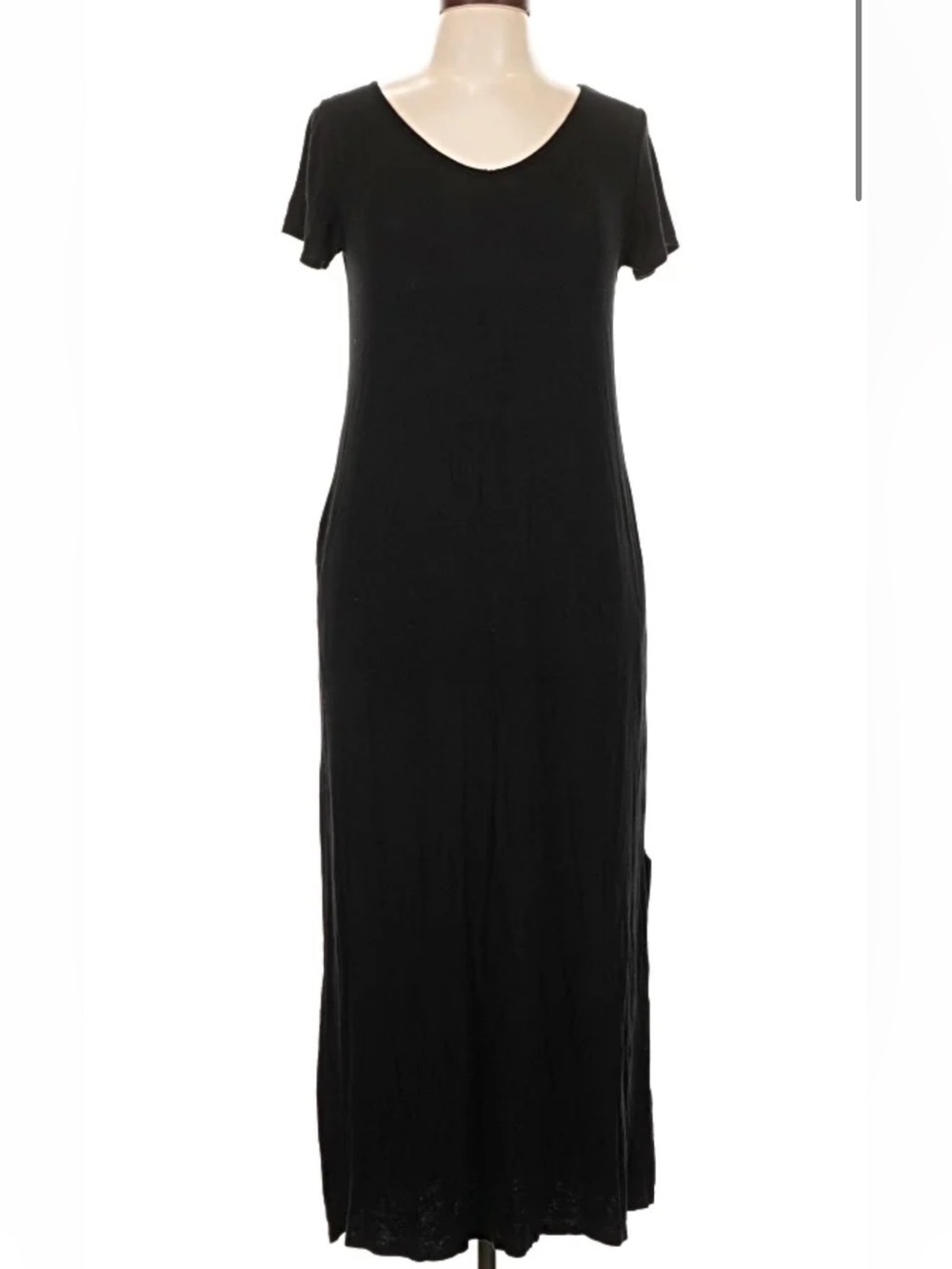 Cute OLIVIA RAE T Shirt Dress in Black. Size Med.